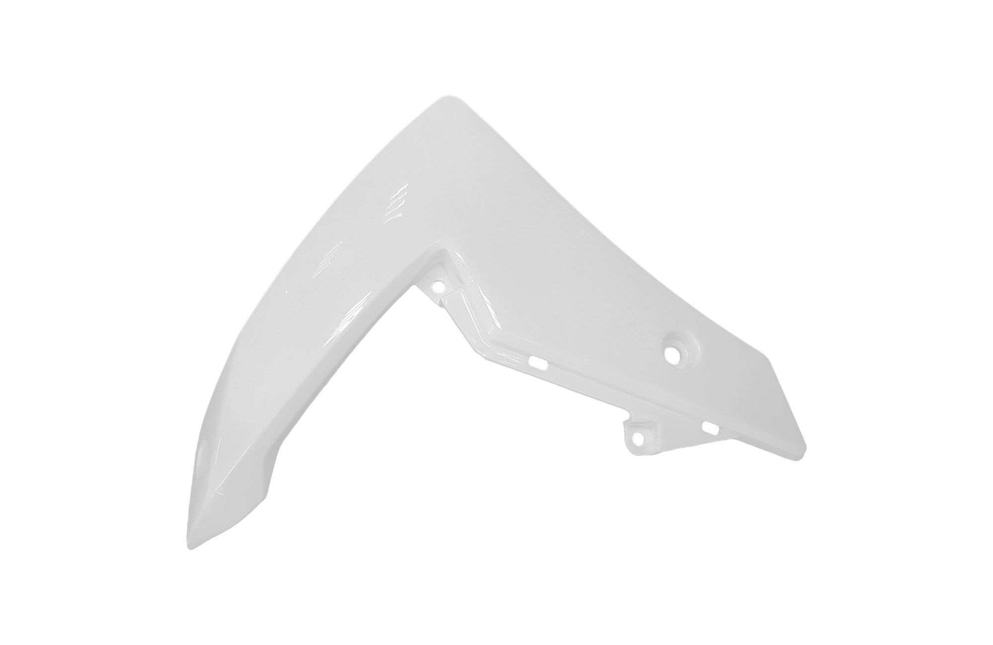 Облицовка передняя правая, белый