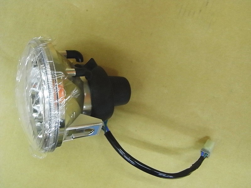 Фара передняя