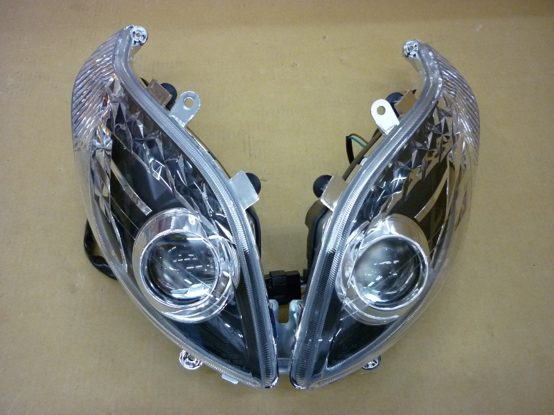 Блок фара передняя в сборе