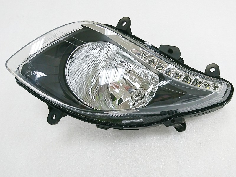 Фара передняя левая
