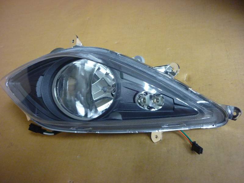 Фара передняя левая