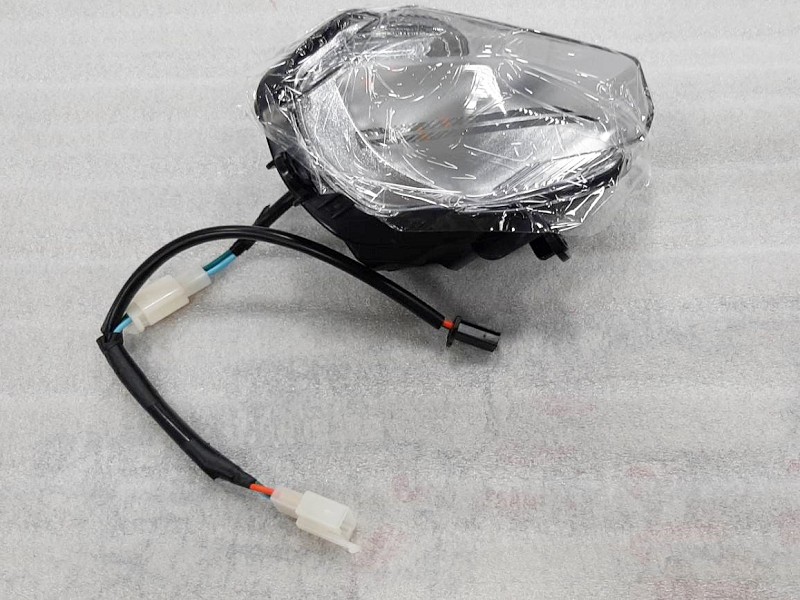 Указатель поворота передний правый