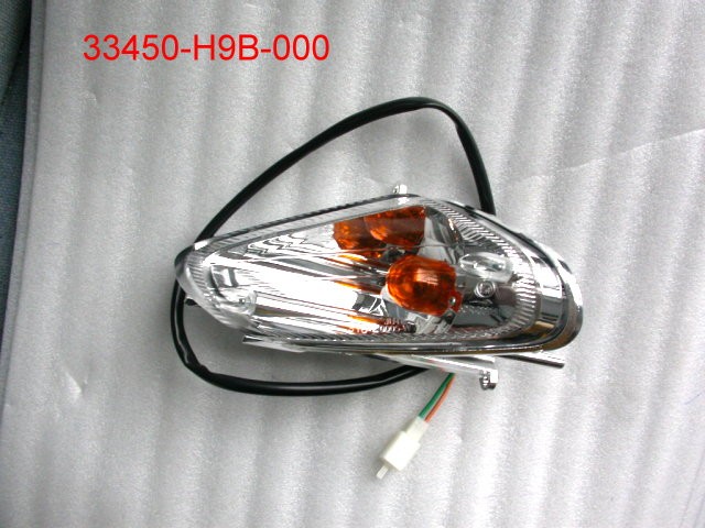 Указатель поворота передний левый