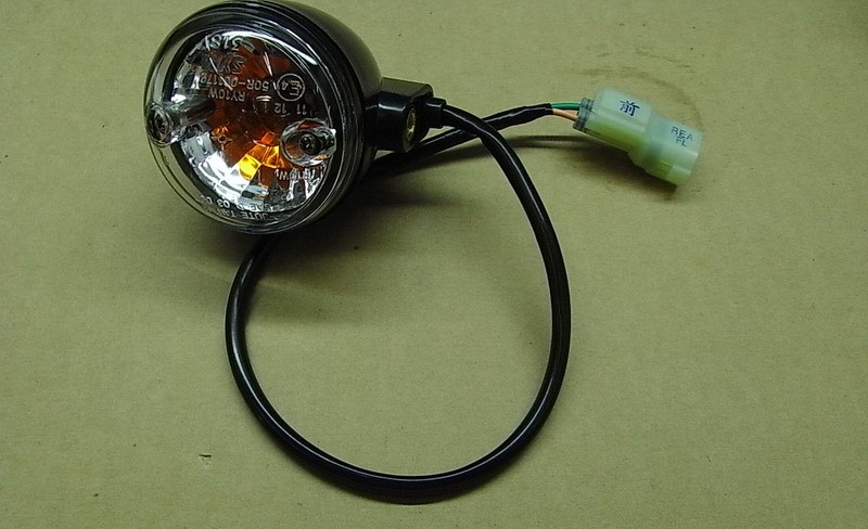 Указатель поворота передний левый