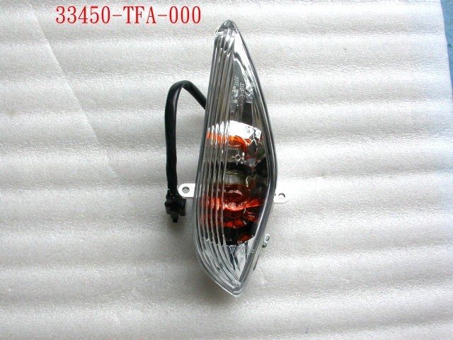 Указатель поворота передний левый