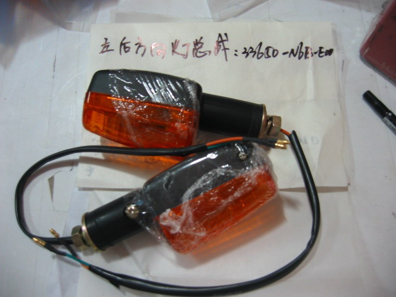 Указатель поворота задний левый