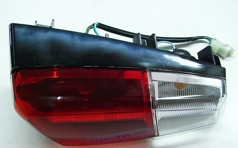 Фонарь задний правый в сборе