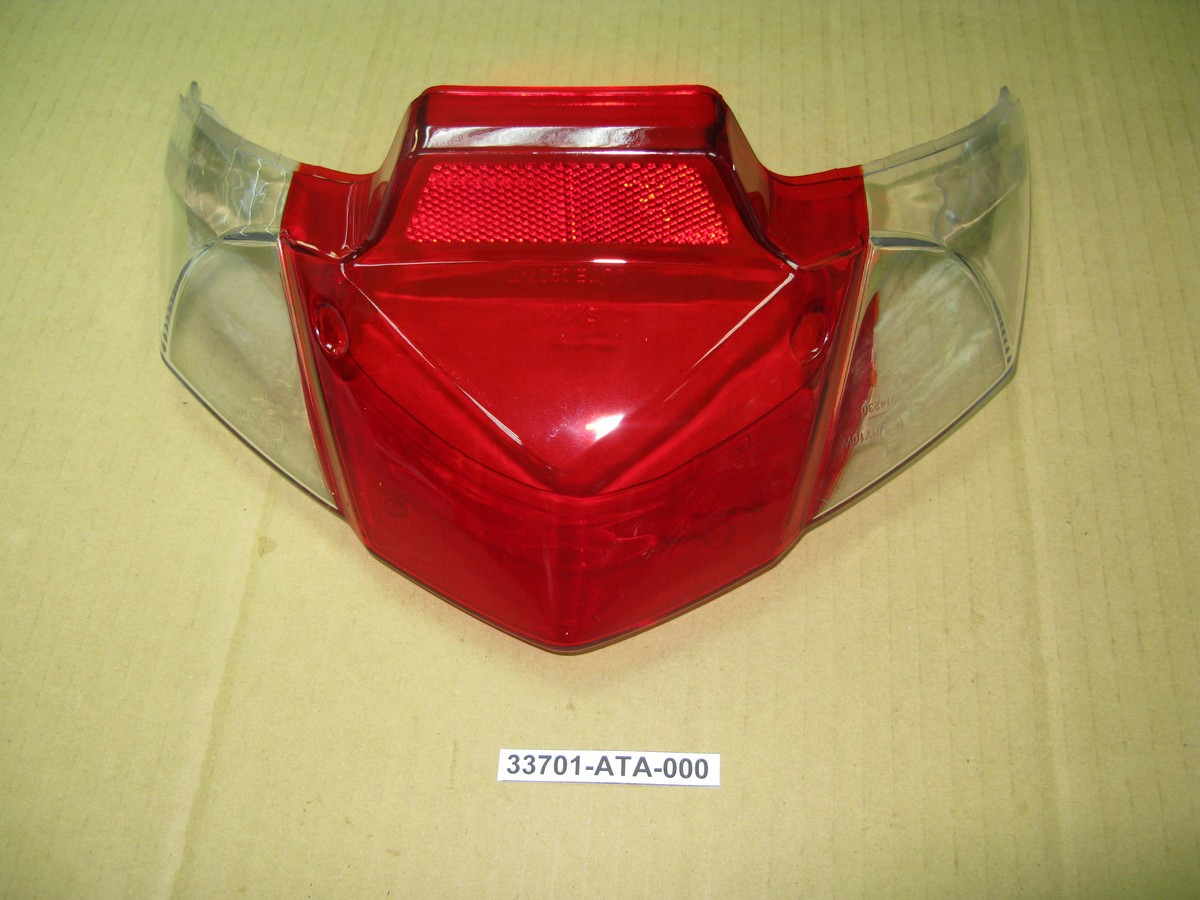 Рассеиватель заднего фонаря