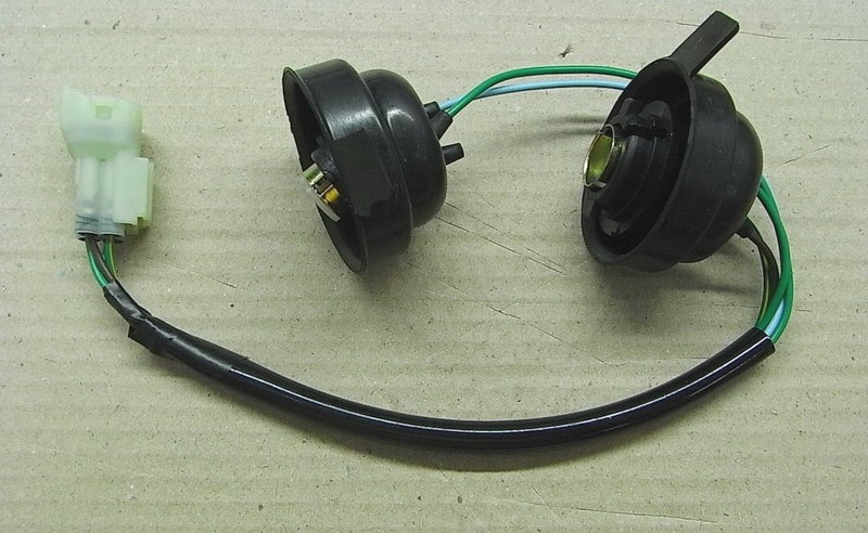 Цоколь фары задней правой в сборе