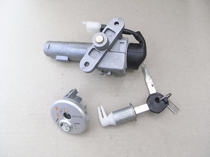 Замки комплект