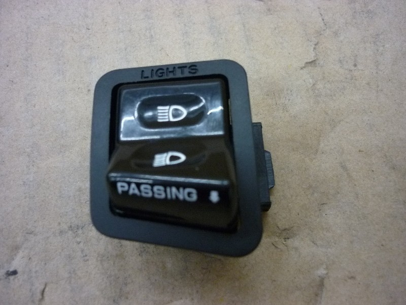 Переключатель дальный-ближний свет