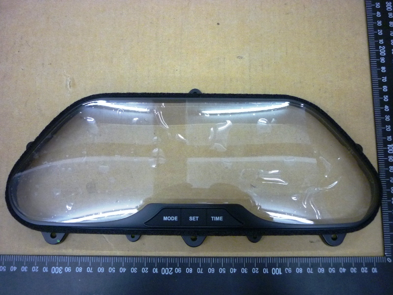 Стекло панели приборной