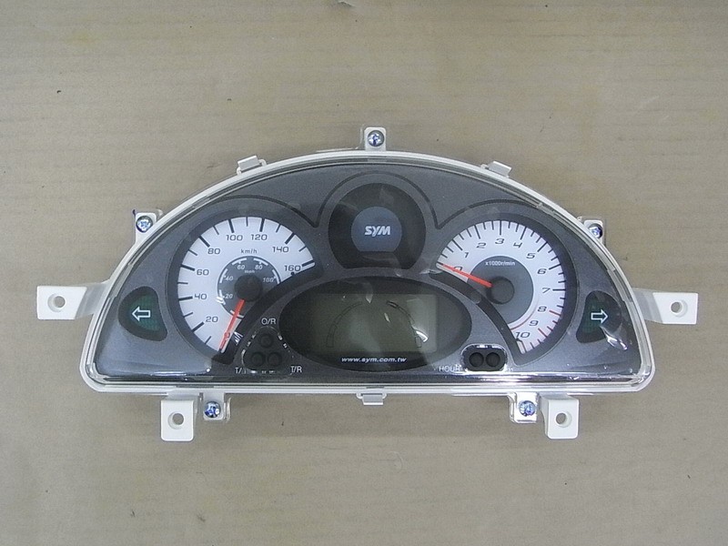 Панель приборов