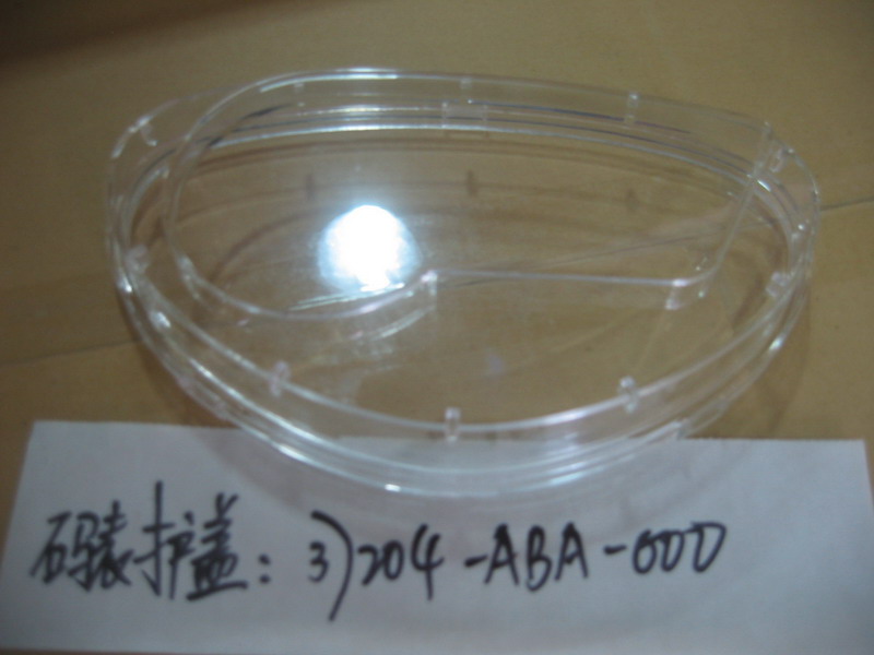 Стекло панели приборной