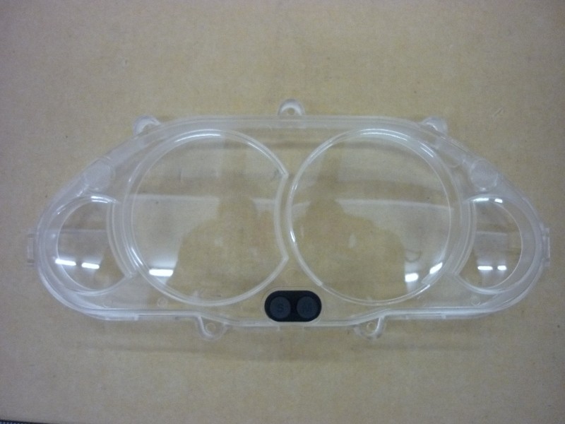 Стекло панели приборной