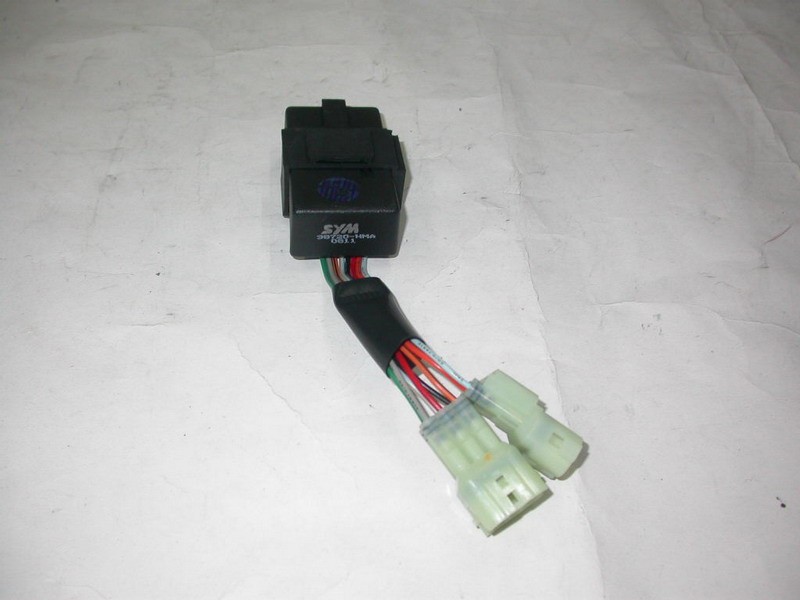 Реле аварийной остановки и сигналов поворота