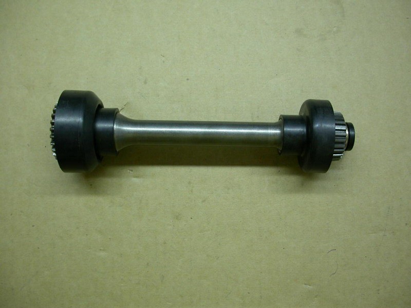 Вал привода заднего моста