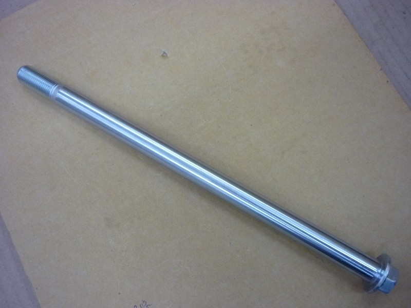 Ось заднего колеса