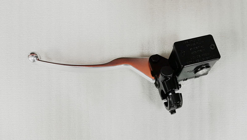 Цилиндр тормозной главный с рычагом в сборе