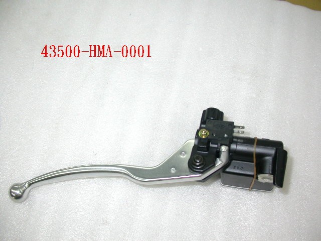 Цилиндр тормозной главный с рычагом в сборе