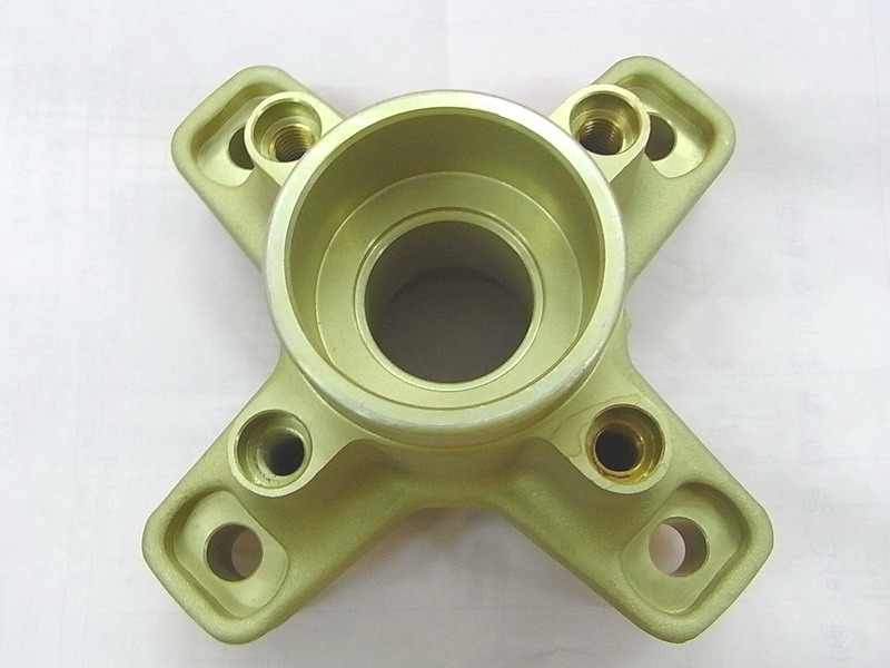 Фланец крепления переднего колеса