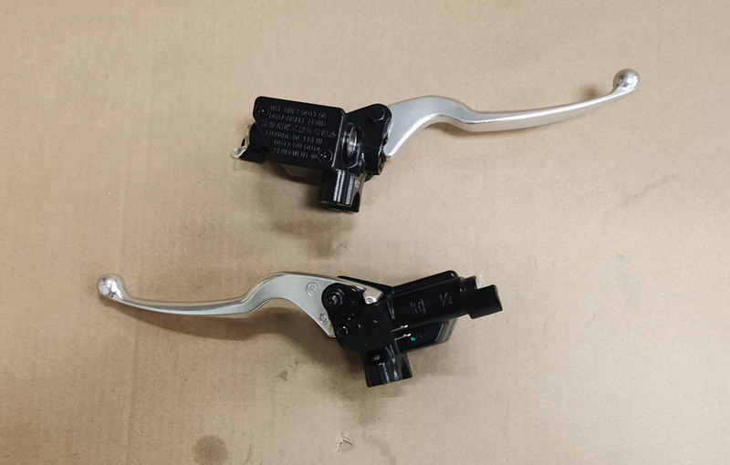 Цилиндр тормозной главный с рычагом в сборе