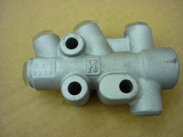 Распределитель тормозных усилий