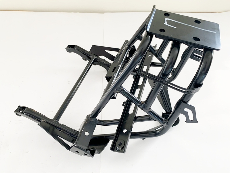 Кронштейн крепления передней облицовки