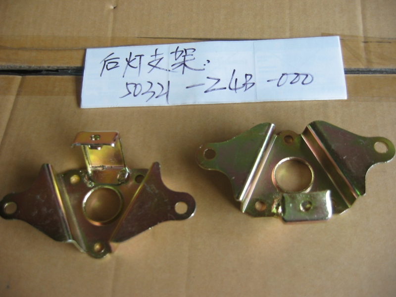 Кронштейн фонаря заднего