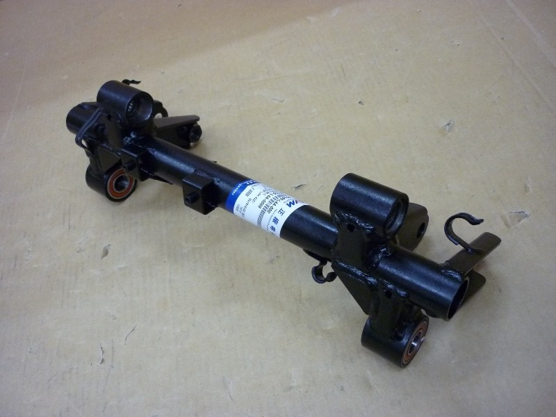 Кронштейн крепления двигателя в сборе