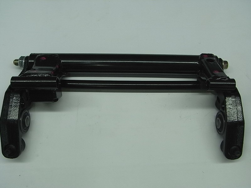 Кронштейн крепления двигателя в сборе