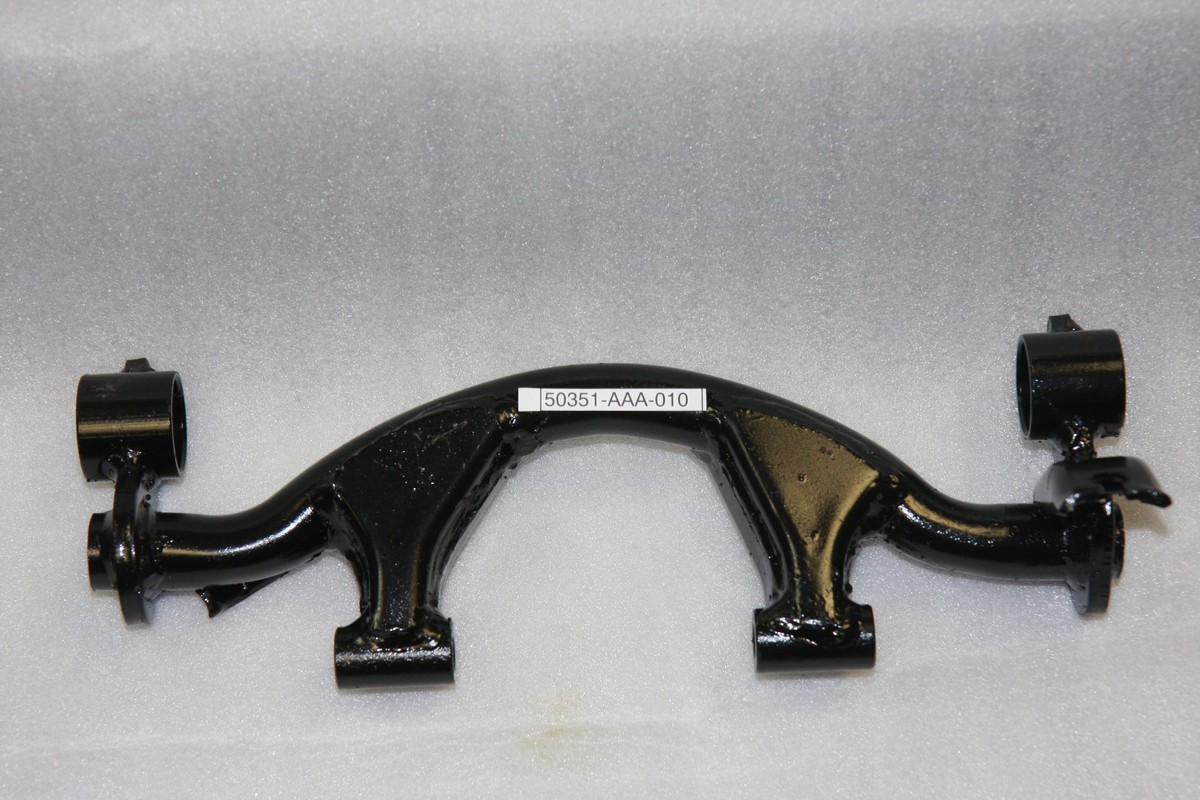 Кронштейн крепления двигателя