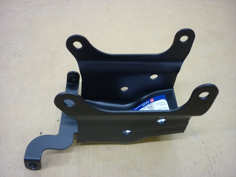 Кронштейн крепления двигателя в сборе