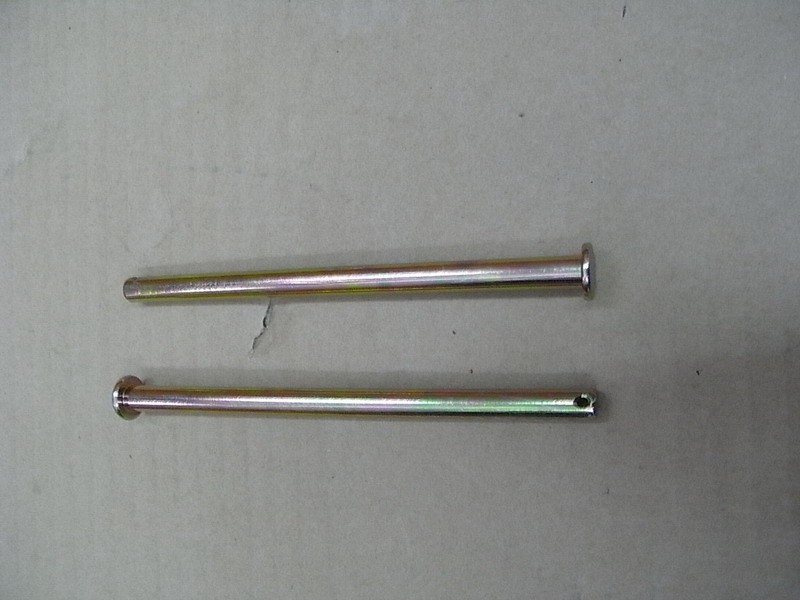 Шпилька крепления центральной опоры