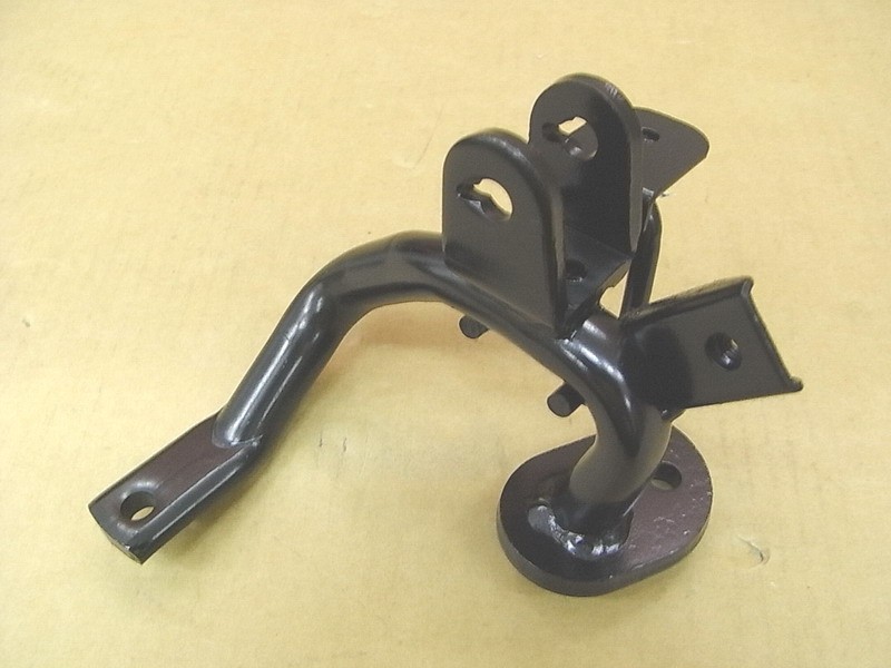 Кронштейн опоры для ног левой