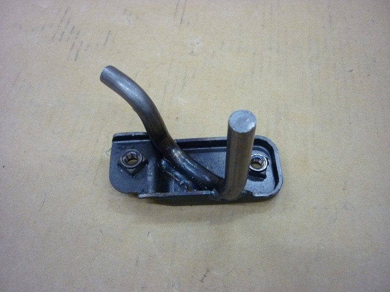 Кронштейн опоры для ног левой