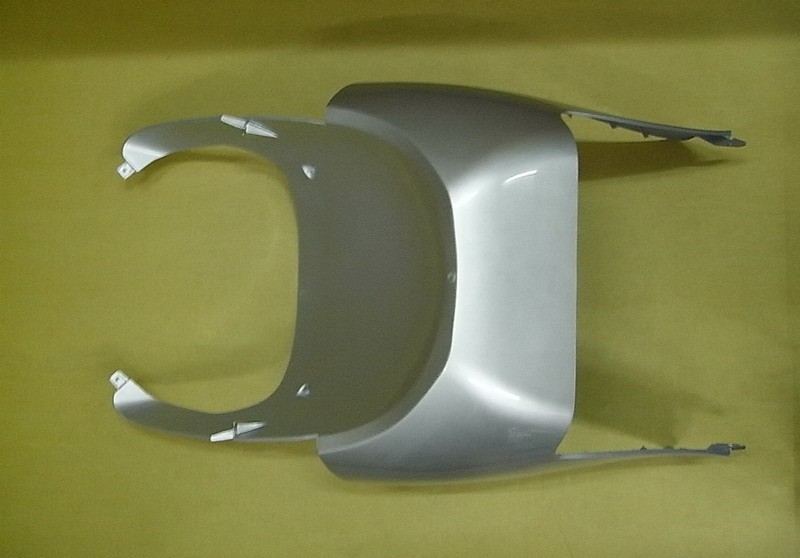 Облицовка передняя нижняя серебристый_S-880S