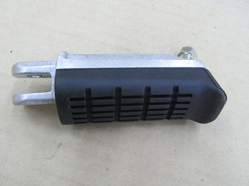 Опора для ног левая