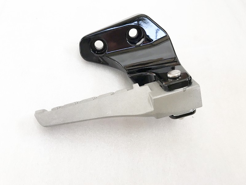 Подножка правая