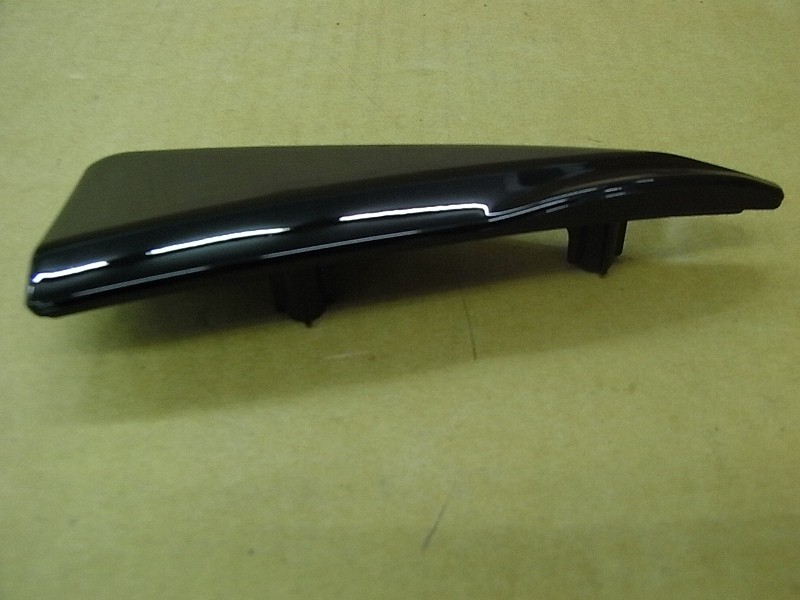 Облицовка опоры для ног правая черный_BK-500C