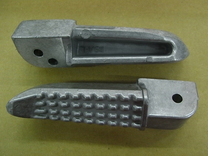 Опора для ног левая