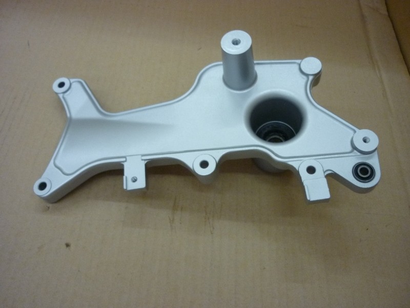 Маятник задней подвески