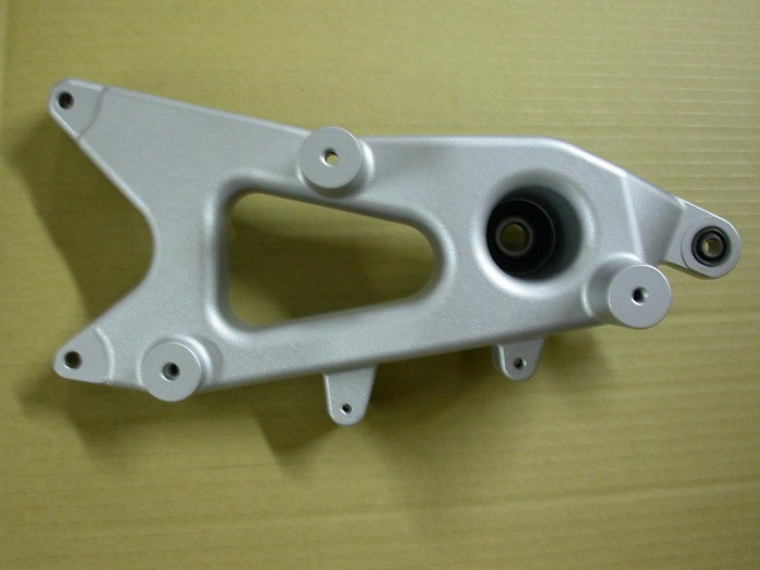 Маятник задней подвески