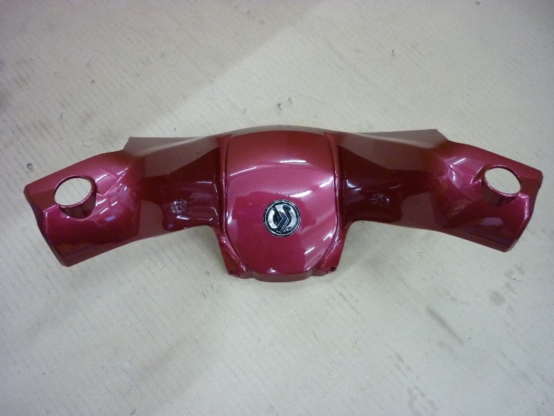 Облицовка руля верхняя красный (R-193S)