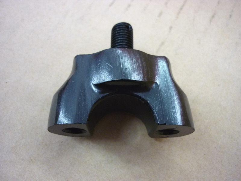 Держатель руля нижний