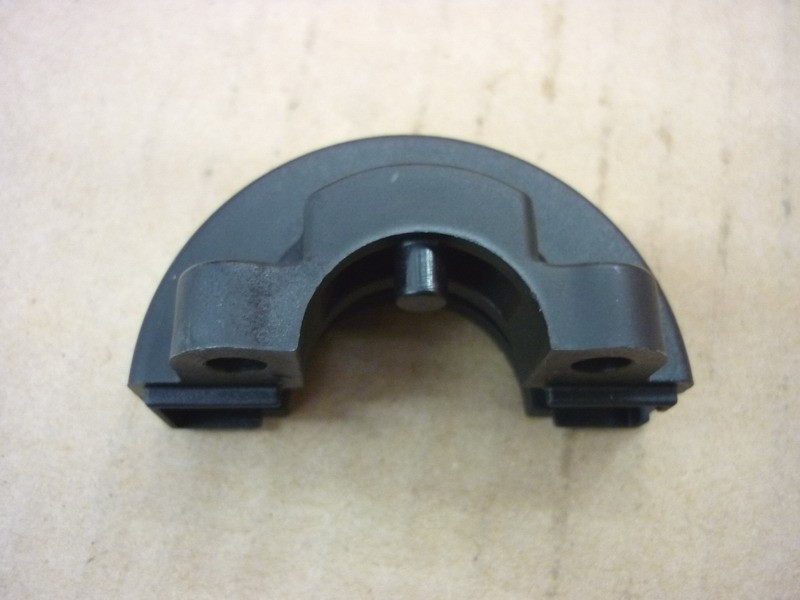 Хомут верхний ручки упр.дросс. заслонкой