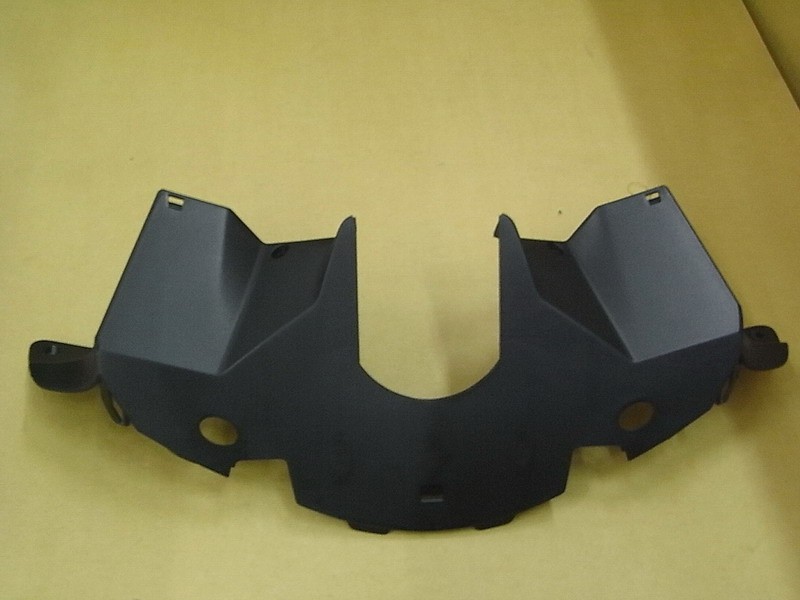 Облицовка руля правая черный_BK-001U