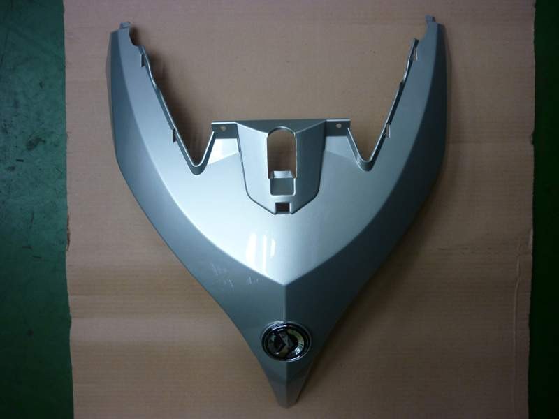 Облицовка передняя верхняя серебристый (S-7S)