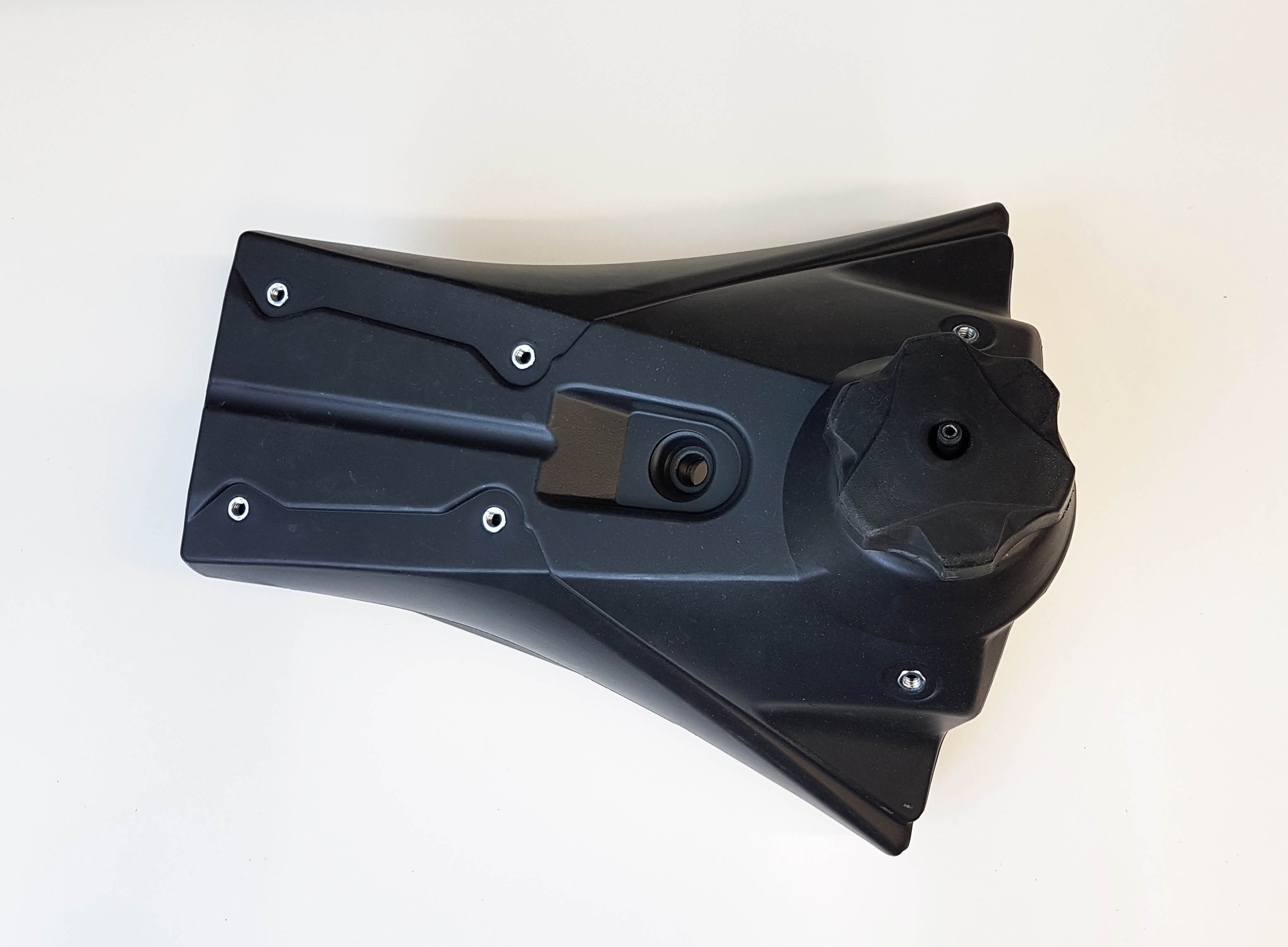 Бак топливный