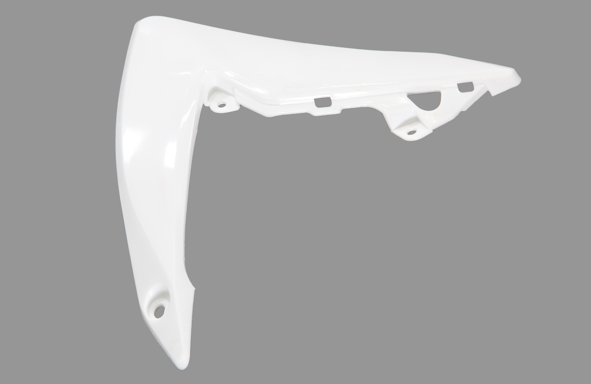 Облицовка передняя правая, белый